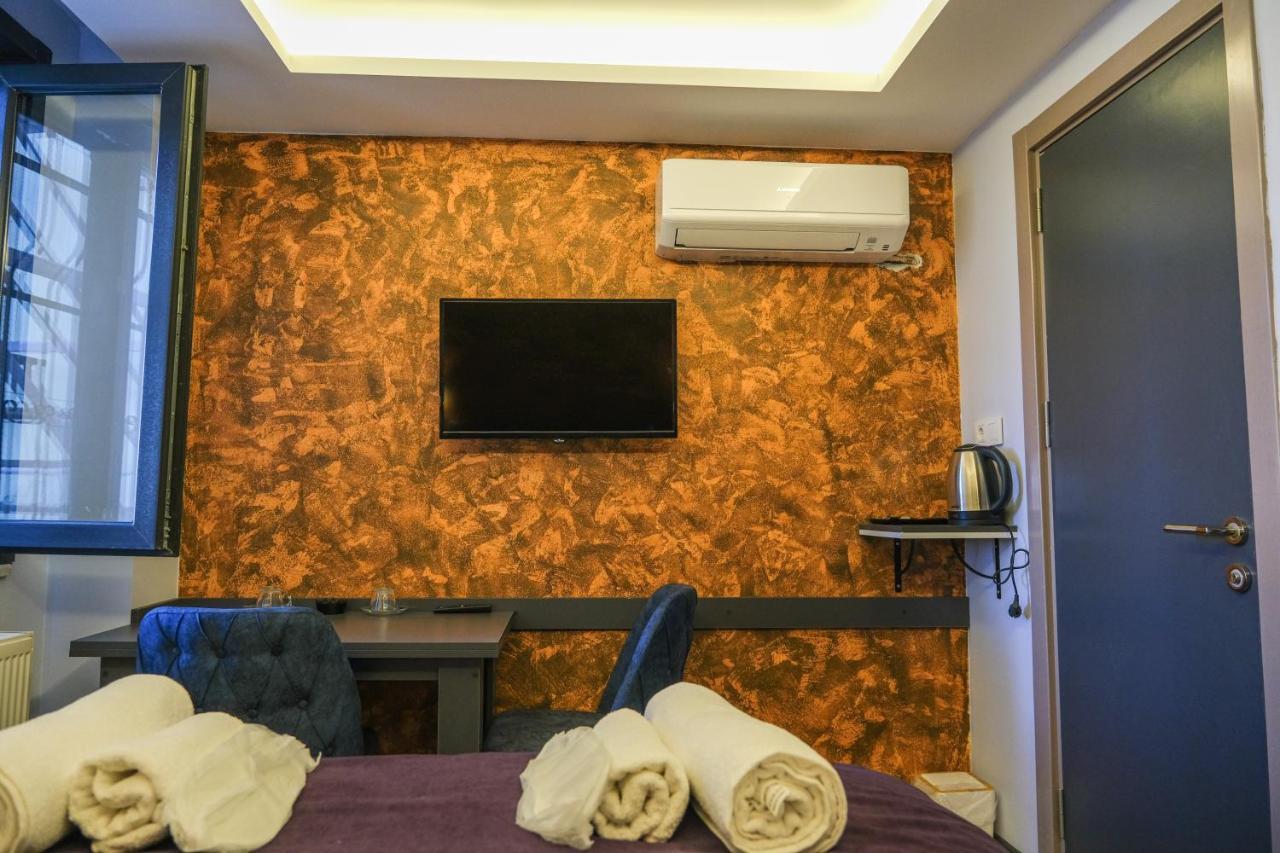 Aparthotel Yellow Mansion *